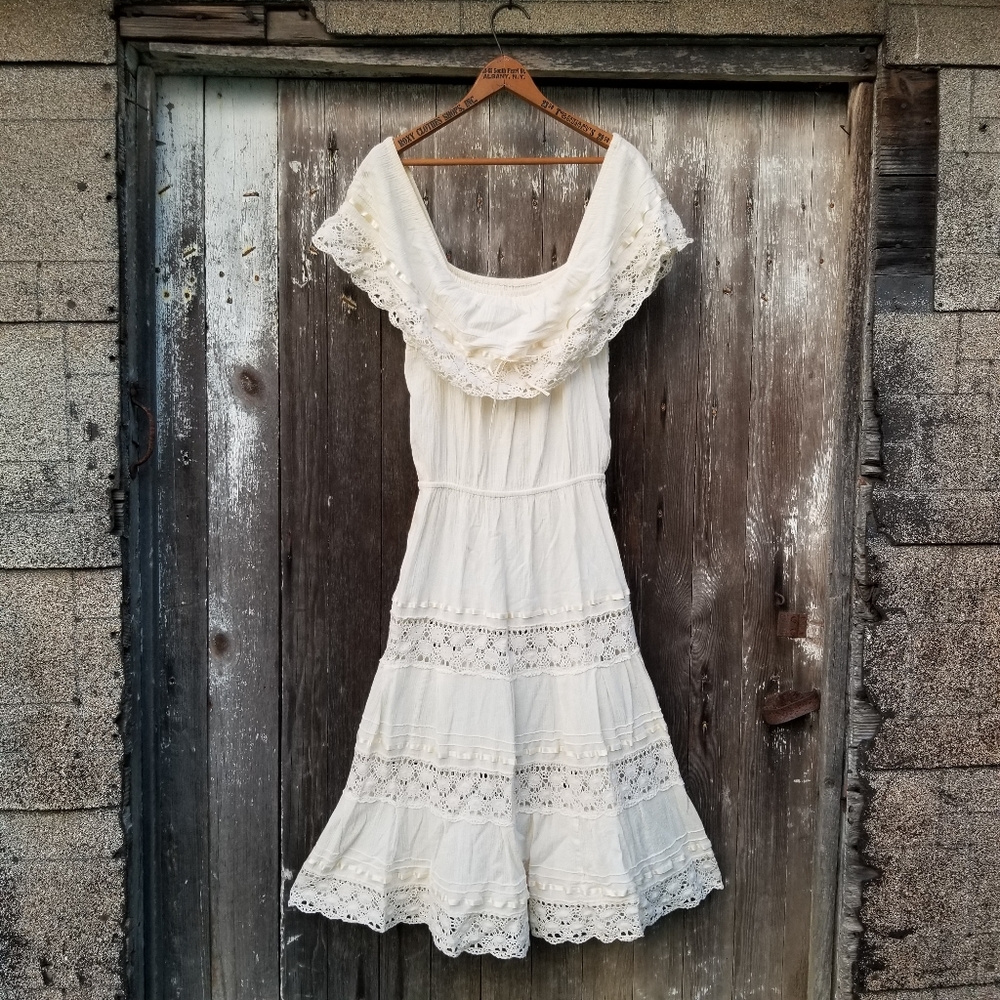 VTG 70s Mexican Ivory Campesina Wedding Dress